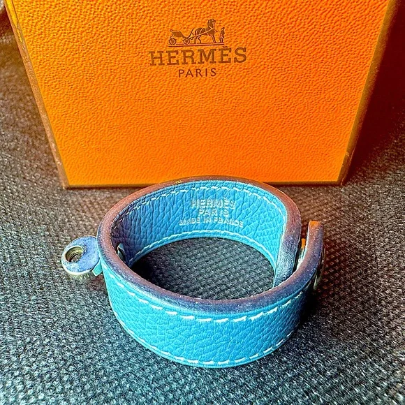 Hermès Blue Scarf Ring Leather Bag Charm Gloves Holder, RARE COLORS Hermès Kelly - Picture 1 of 7